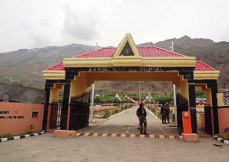 Army remembers Kargil martyrs at Drass ceremony