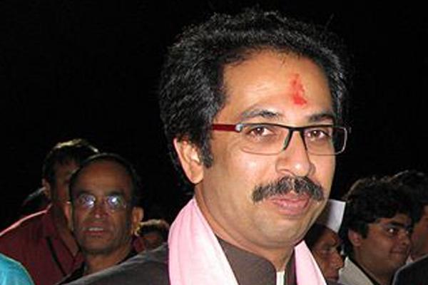 Uddhav Thackeray telephones Amit Shah on post-poll tie-up