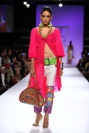 Designer Rizwan Beyg showcases collection at LFW