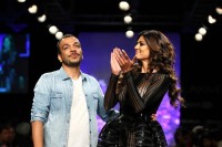 Sushmita Sen walks ramp in Lakme Week 