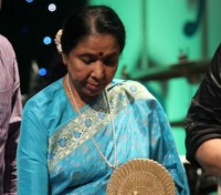 Legendary singer Asha Bhosle turns 81