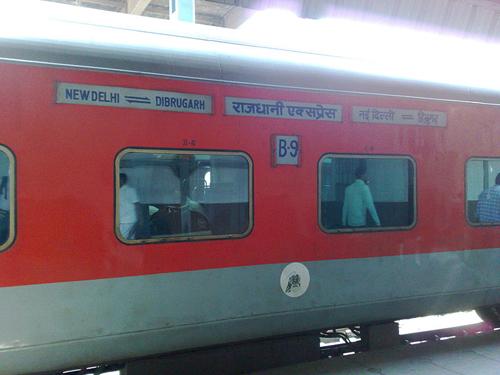 Bihar: 5 killed as Rajdhani Express derails