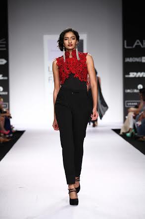 Sonaakshi Raaj showcases collection at LFW