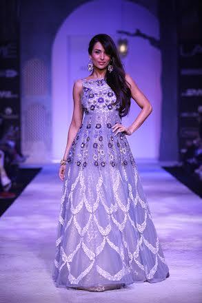 Malaika Arora Khan walks on LFW ramp