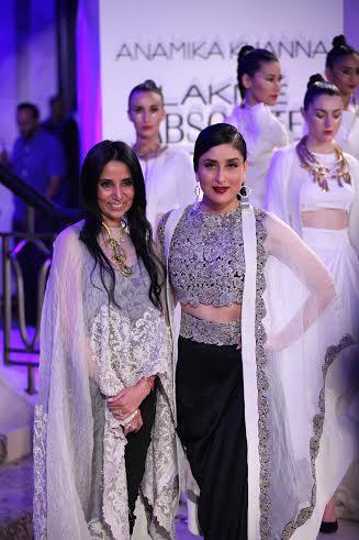 Anamika Khanna's collection showcased in LFW 