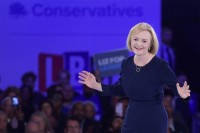 Liz Truss defeats Rishi Sunak to become UK's new PM