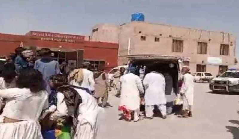 Pakistan: Suicide blast close to religious procession in Balochistan leaves 52 dead