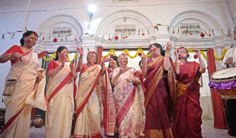 Bengal bids adieu to GoddessDurga