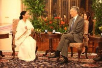 Meeting with Singapore PM  constructive: Mamata