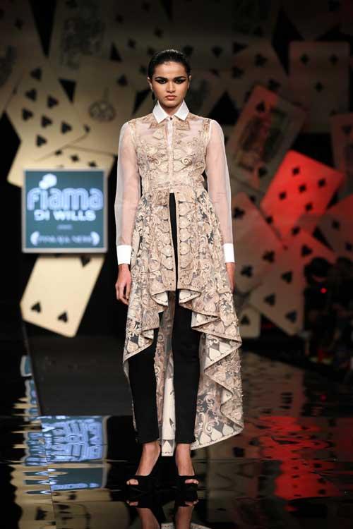 Wills Fashion Week: Pankaj & Nidhi