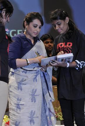 Rani Mukerji promotes Mardaani in Kolkata