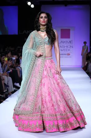 Nargis Fakhri walks for Anushree Reddy at Lakme Fashion Week