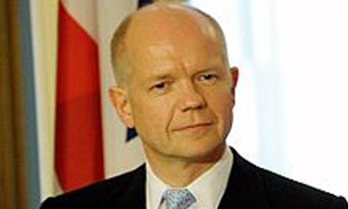 UK's top diplomat William Hague resigns 