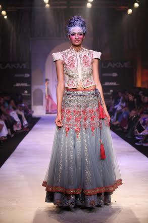 Malaika Arora Khan walks on LFW ramp