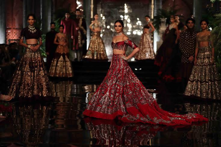 Deepika Padukone sizzles on the ramp at India Couture Week