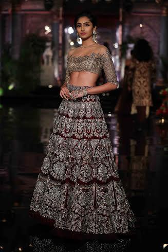 Deepika Padukone sizzles on the ramp at India Couture Week