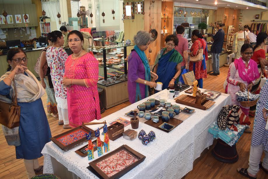 Patram offers stunning handmade items straight from Indias artisans to buyers