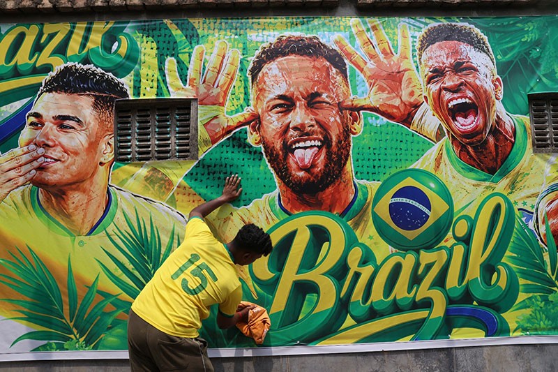 Football Fever Paints Kolkata Walls Ahead of World Cup
